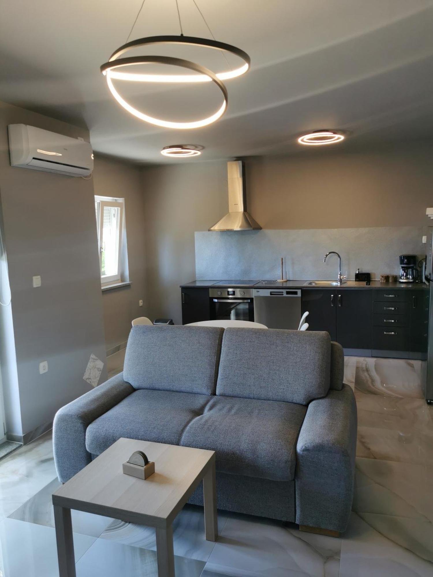 Apartment Luki Повиле Экстерьер фото